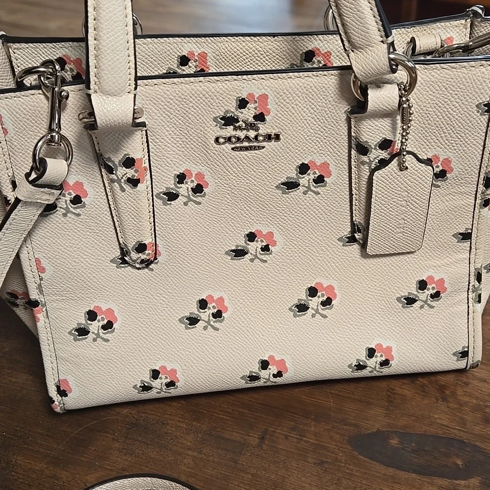 Coach Floral Cream Crosby Tote Bag Leather Fantastic Condition